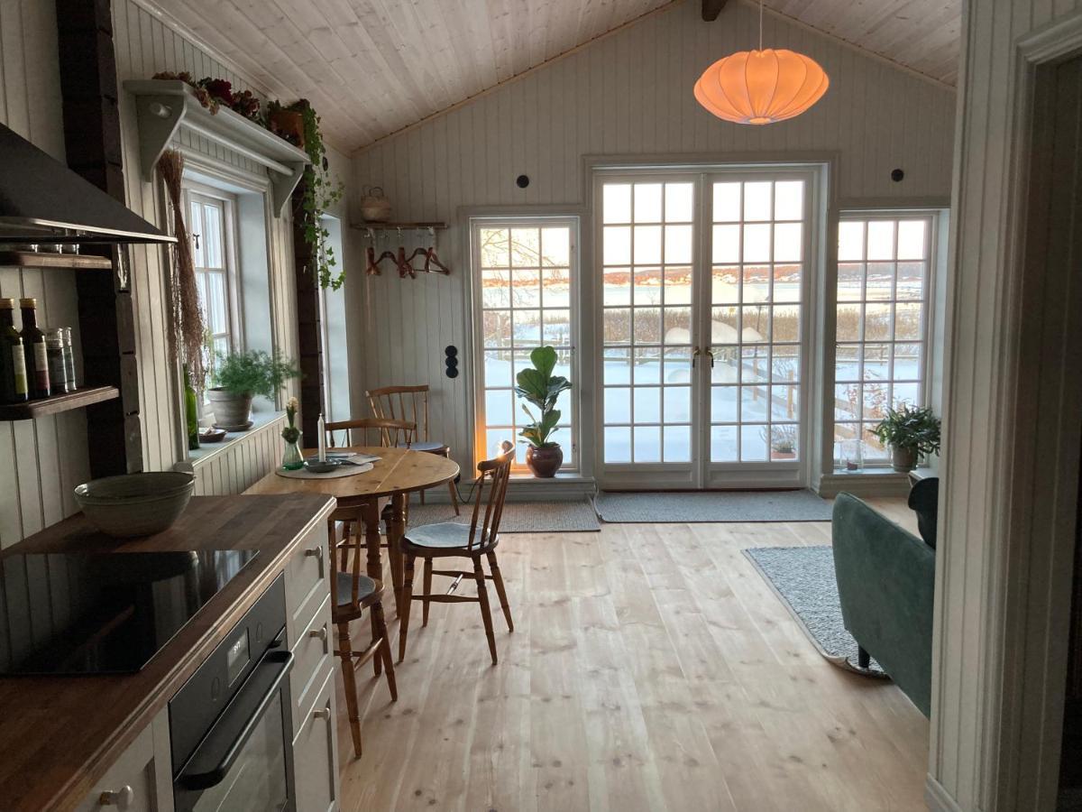 Sjoestugan Vallersvik Frillesås エクステリア 写真